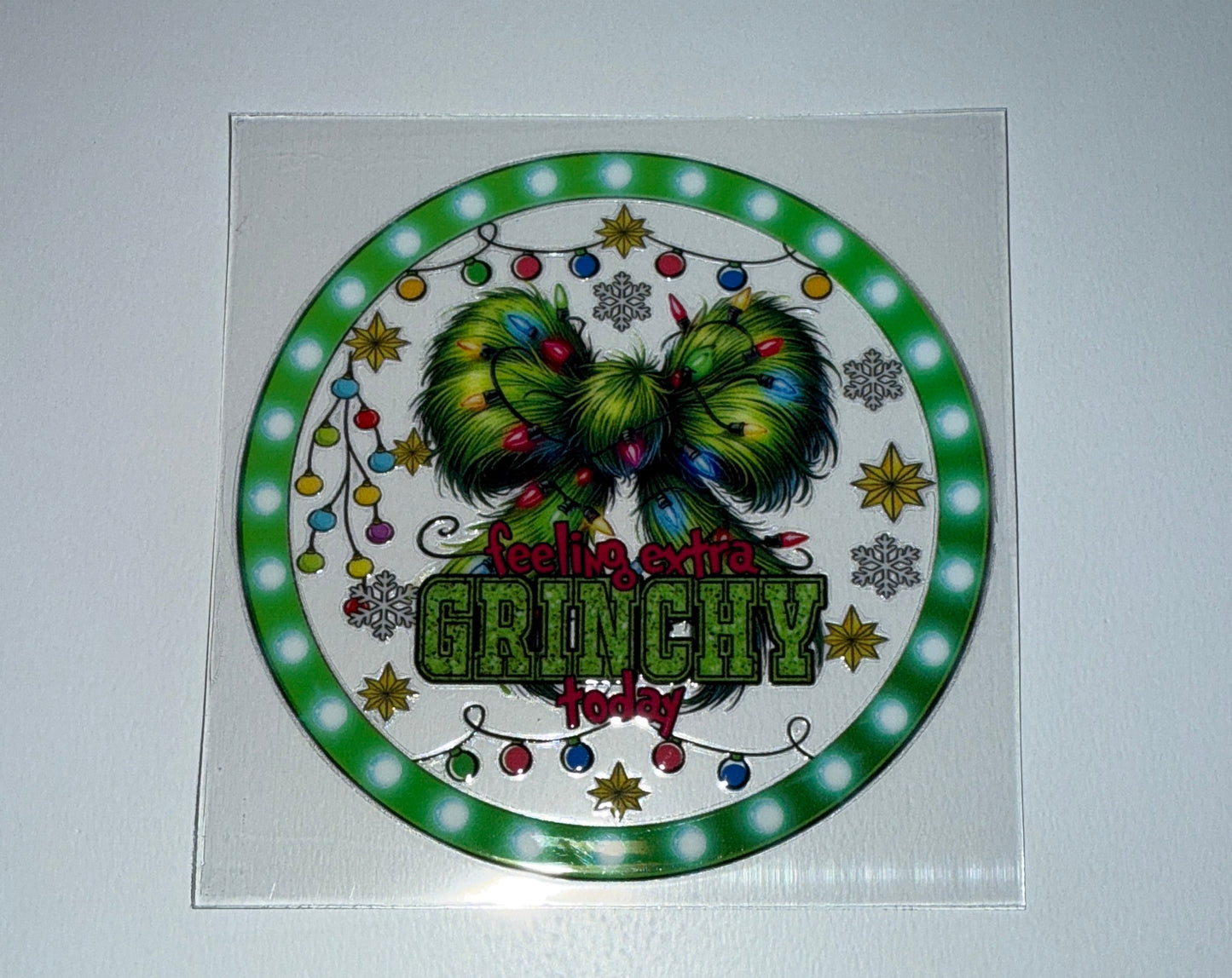 G Green Bow - Circle Ornament Decal