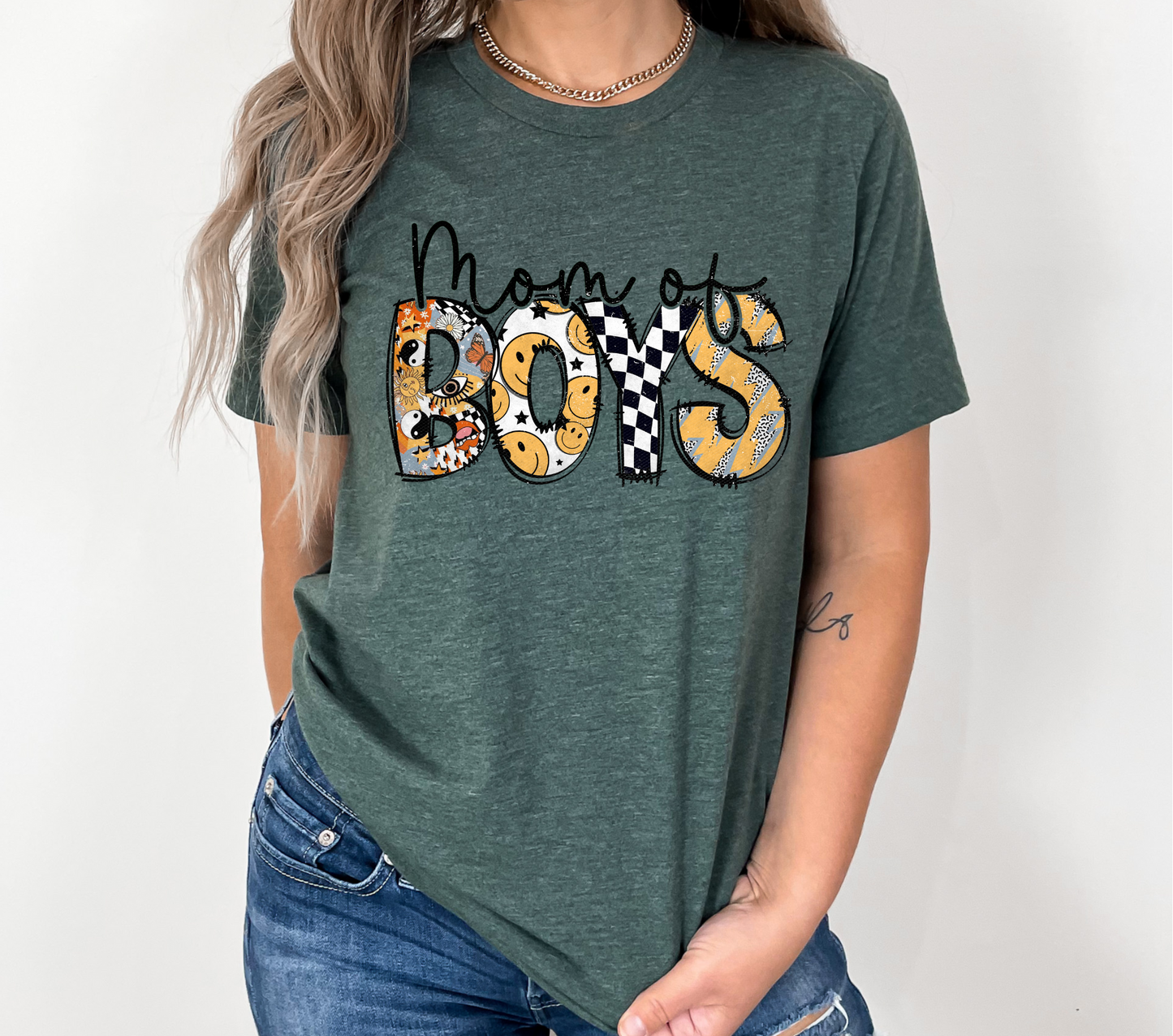 MOM OF BOYS - DTF TRANSFER
